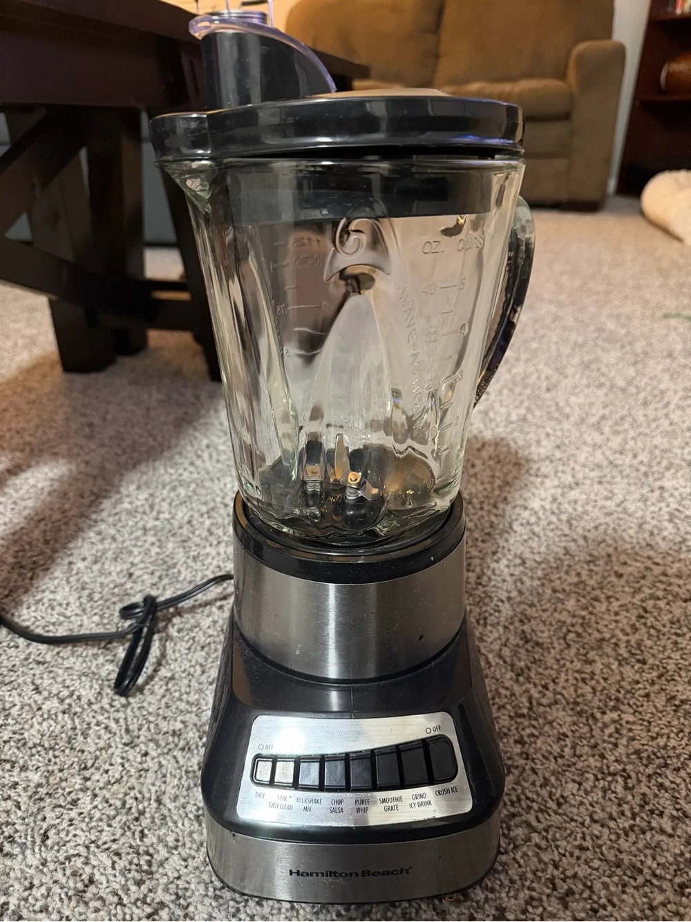 Hamilton Beach Black and Silver Glass Jar Countertop Blender